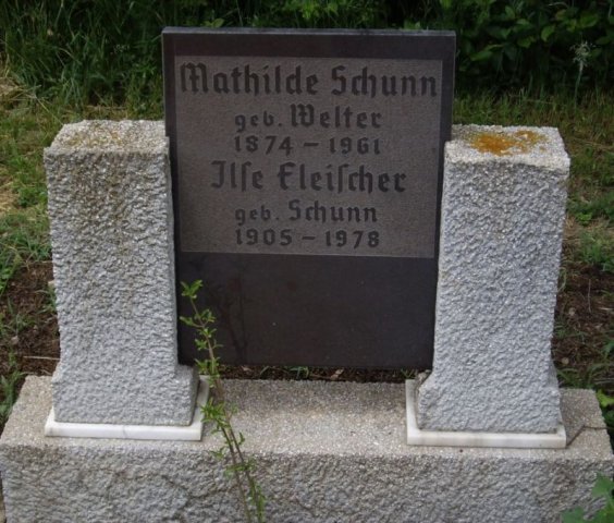 Welter Mathilde 1874-1961 Schunn Ilse 1905-1978 Grabstein